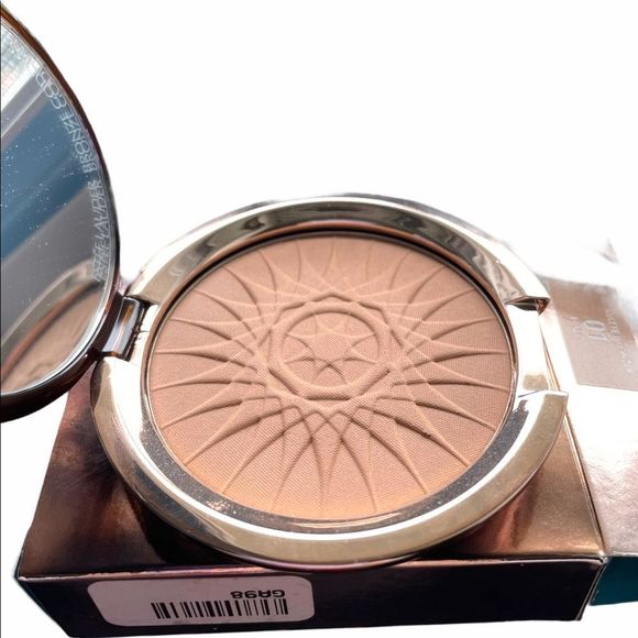 2 for $50 - Estée Lauder - Mineral Infused Bronzer - 01 Halo - Picture 1 of 4